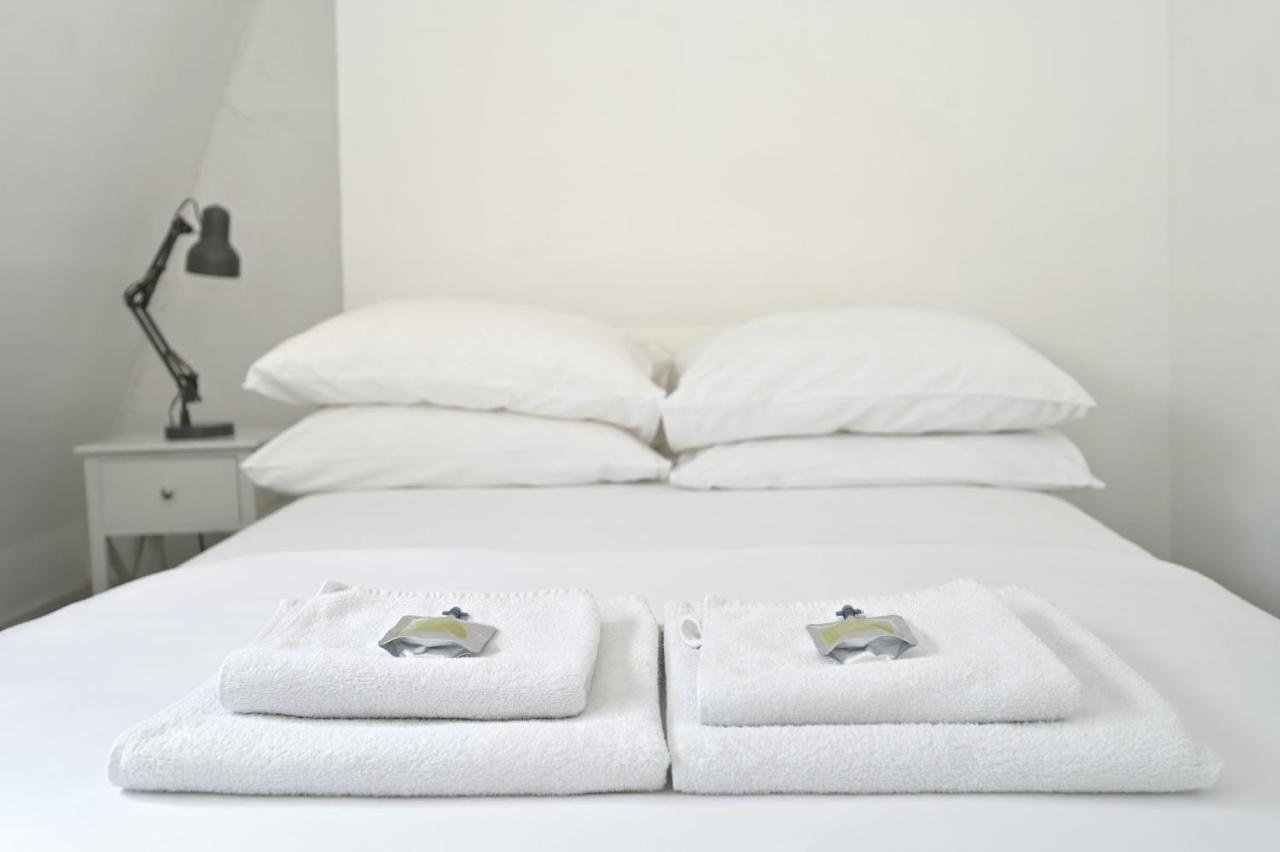 Soho, Piccadilly & Chinatown - Two Bedroom & Two Double Beds Apartment Londyn Zewnętrze zdjęcie