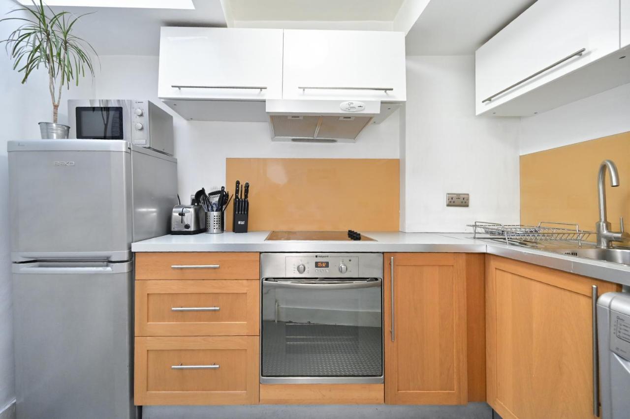 Soho, Piccadilly & Chinatown - Two Bedroom & Two Double Beds Apartment Londyn Zewnętrze zdjęcie